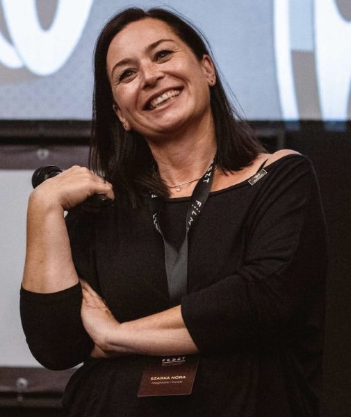 Szarka Nóra
